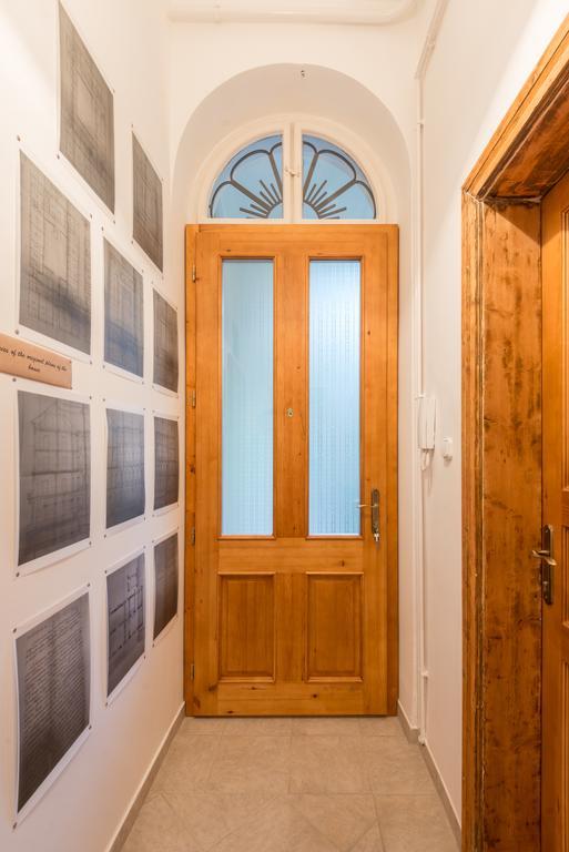 Rustic Elegance Apartamento Budapest Exterior foto